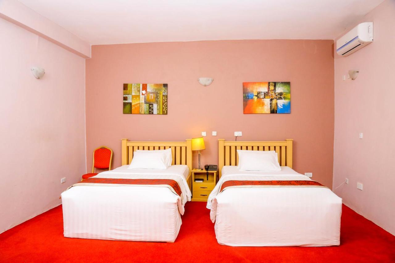 Hotel 7 Seasons Entebbe Exterior foto